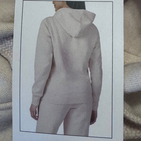 Womens Medium Fila Sand Hooded Sweatshirt With Purple Logo Hoody Pullover Med M - Picture 5 of 10